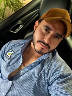 Martín Cortez (41 años)