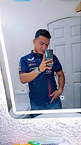 <em><strong>Julián M. (29 años)</strong></em>